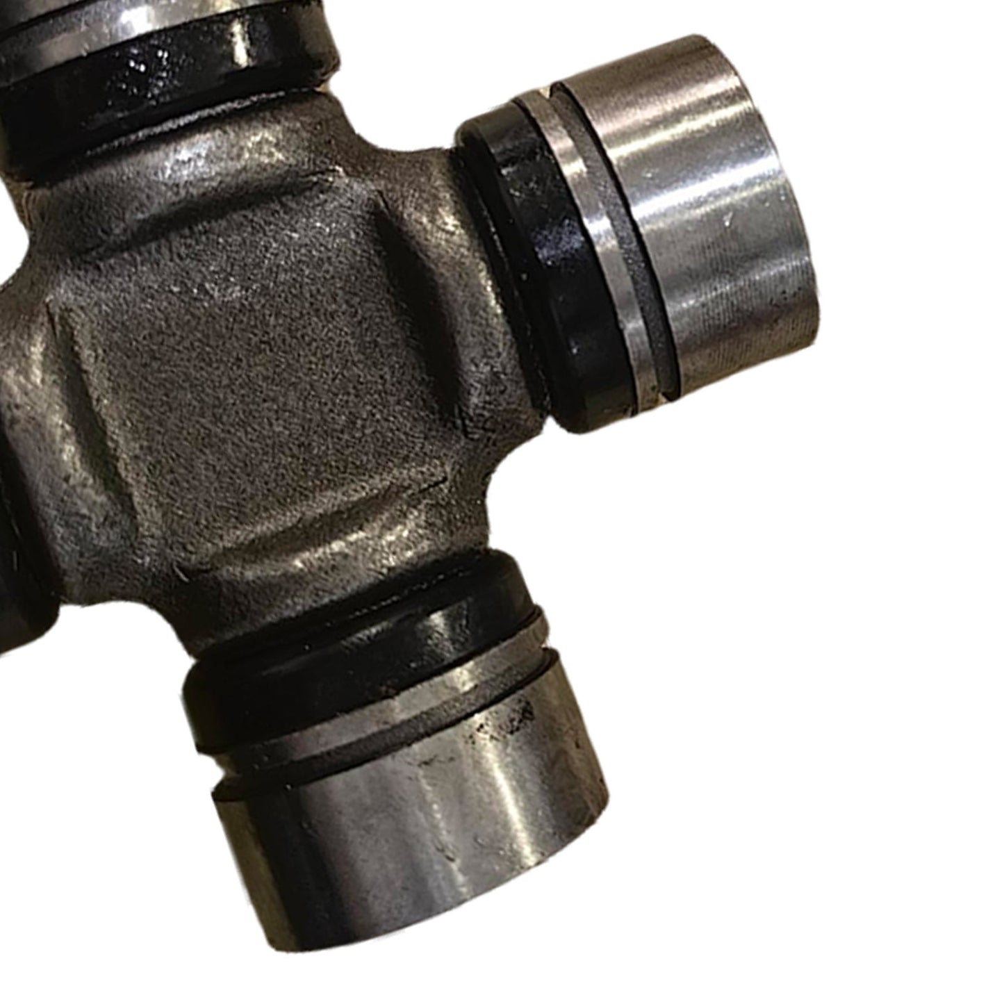 Rear Universal Joint Suitable For LandCruiser 40 60 70 75 78 80 100 Series - Frazy's Auto Parts