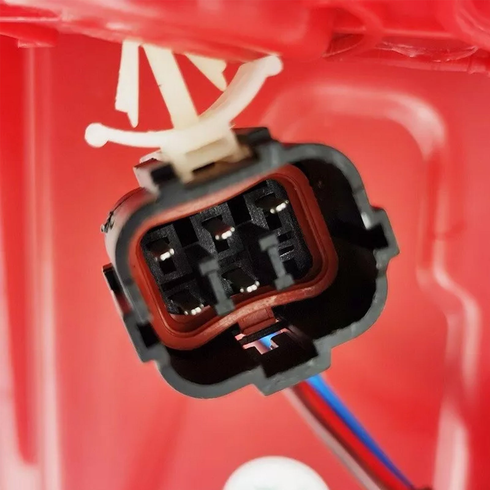 1x Left Side Tail Light Halogen Type Suitable For LDV G10 Cargo Van 2015 on-2