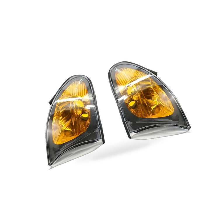 Turn Signal Indicator Light Left Suitable for BMW 3 Series E46 Sedan 02-05-2