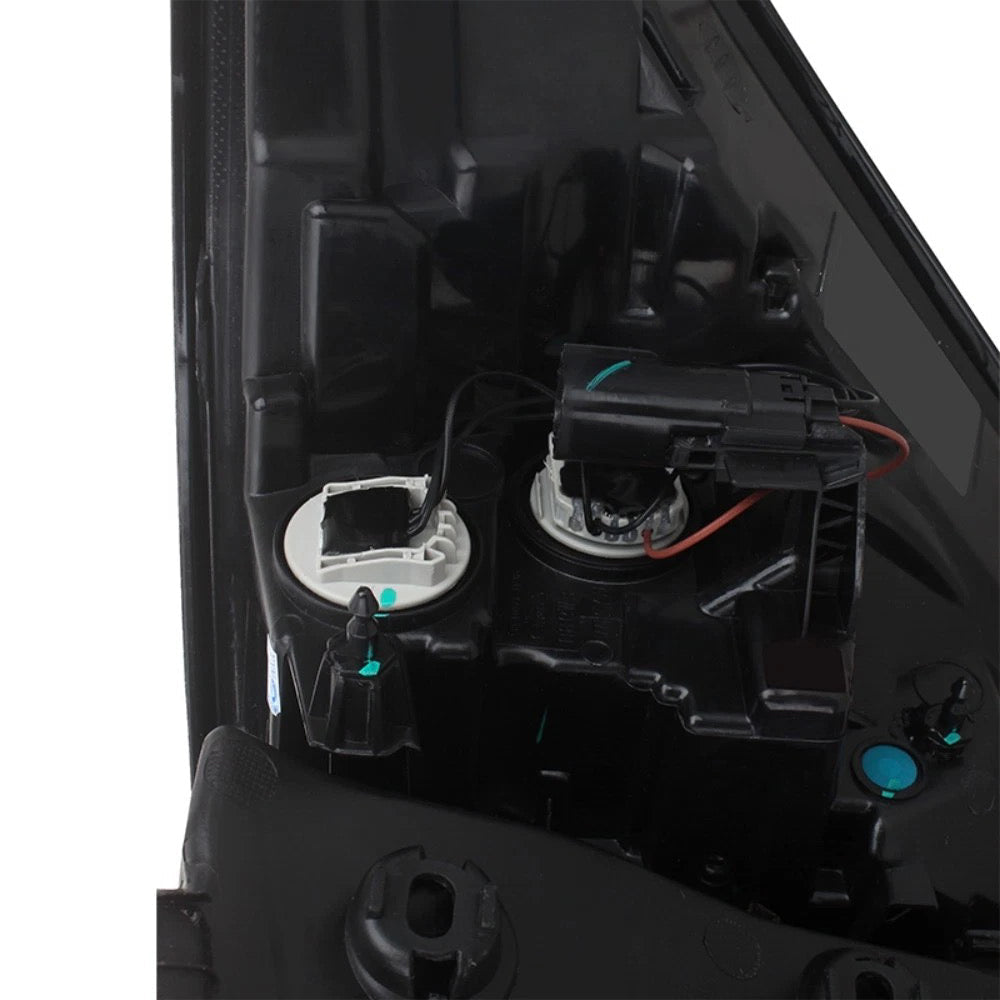 Left Rear Outer Tail Light Suitable for Ford Kuga Mk2 2017–2020 Models-3