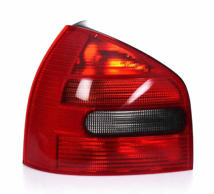 Tail Light Assembly Suitable for Audi A3 S3 8L Series 1 1996-2002 RH-0