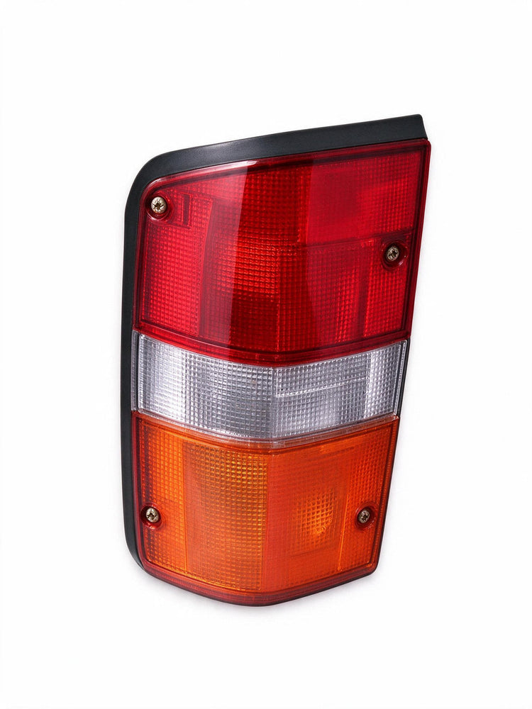Tail Light Assembly Clear Lens Suitable for Nissan Patrol Wagon Y60 GQ 1988-1991-1