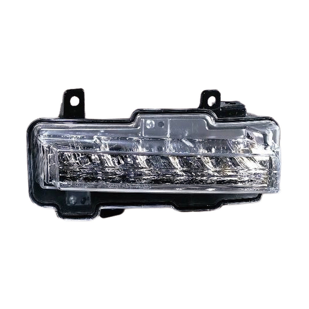Front Bumper Fog Light Right Lamp Suitable For Mitsubishi Pajero Montero 2015-2017 8312A020-1