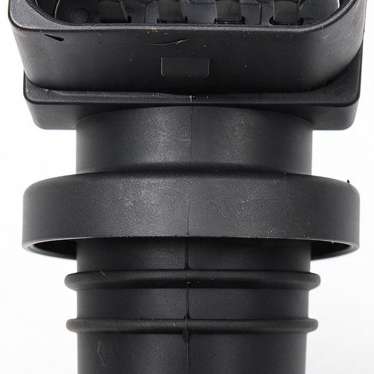 Ignition Coil UF662 036905100A Suitable for Audi A3 A4 A6 4 Cylinder-3