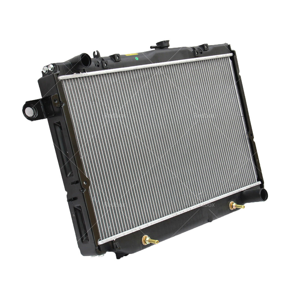 Radiator Suitable For Toyota Landcruiser 100S HZJ105R FZJ105R HDJ100R 98-07AT MT-3