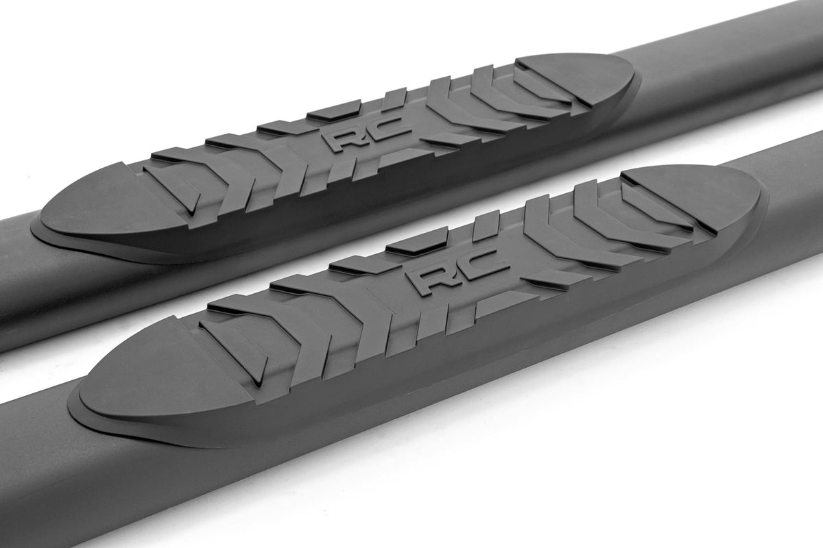 Oval Nerf Step Crew Cab Black Ram 1500/2500/3500 2WD/4WD (2010-2025 & Classic)