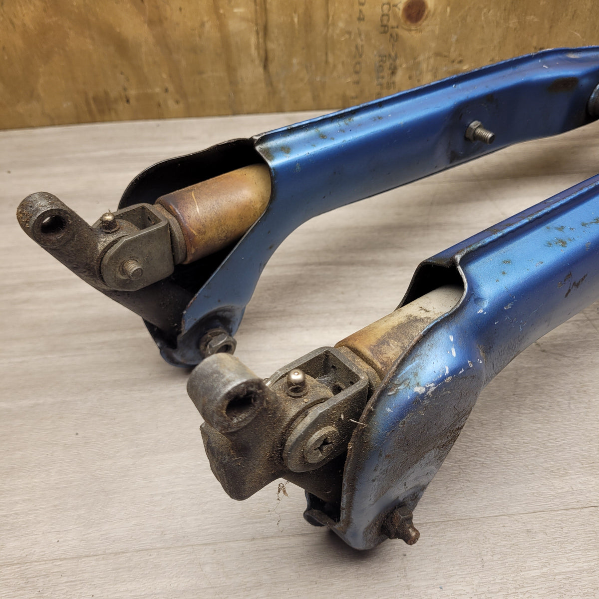 Yamaha V50 Forks