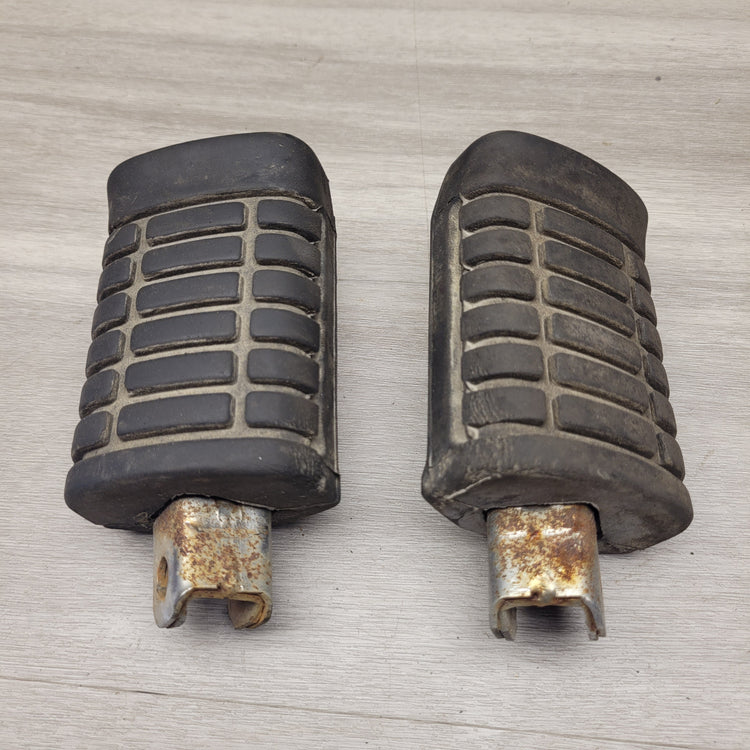 VF500C Magna Foot pegs