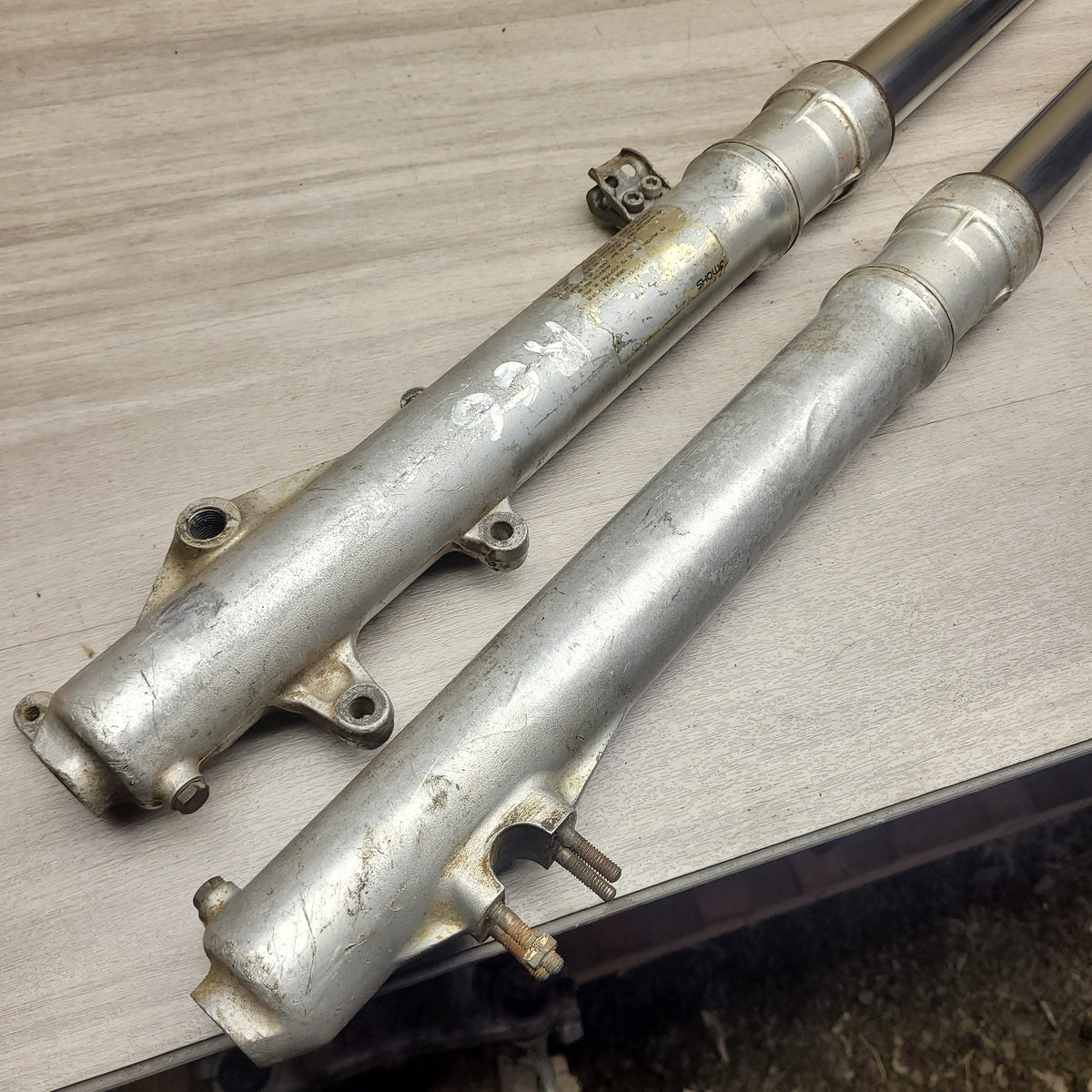 TT250S Forks