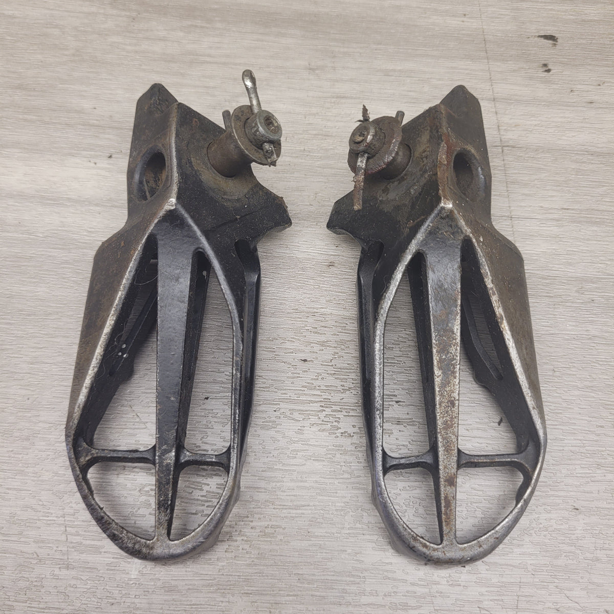 CRF250R 2008 Footpegs