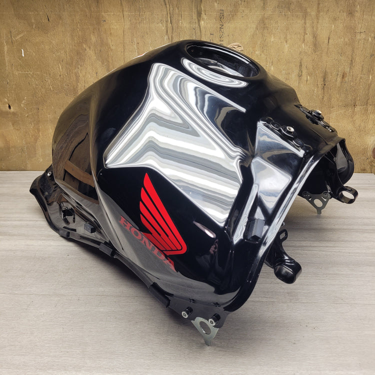 CB750 Hornet (2024) Petrol Tank