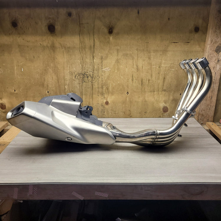 2022 Honda CB/CBR650R Exhaust system (as new)