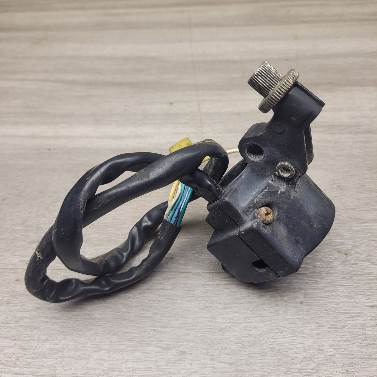 GN125H Left Switch Block/Clutch lever Mount