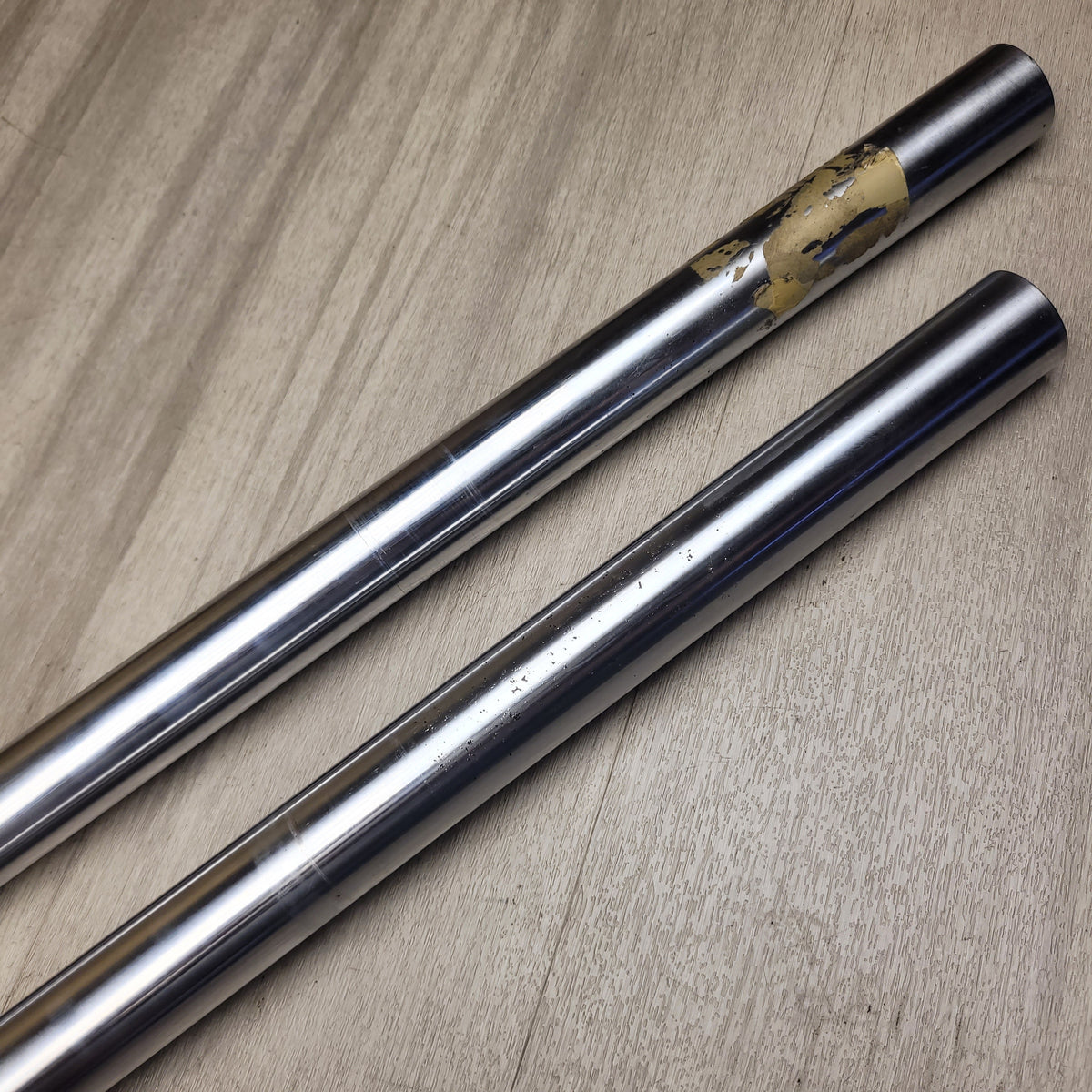 DT125G Forks