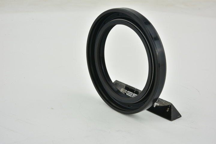 Oil Seal Transaxle Case 44.2X63.45X7.8X8.3 Fits Nissan 31375-4AX00 31375-4AX02