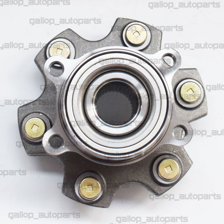 2 X Hubs for Mitsubishi Pajero NM NP NS NT Rear Wheel Bearing Hub Assembly Pair