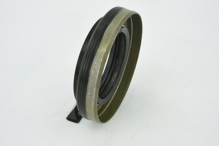 Drive Shaft Oil Seal 33.9X55.2X10X14 Fits Jaguar 1377058 8653928 J9C7743