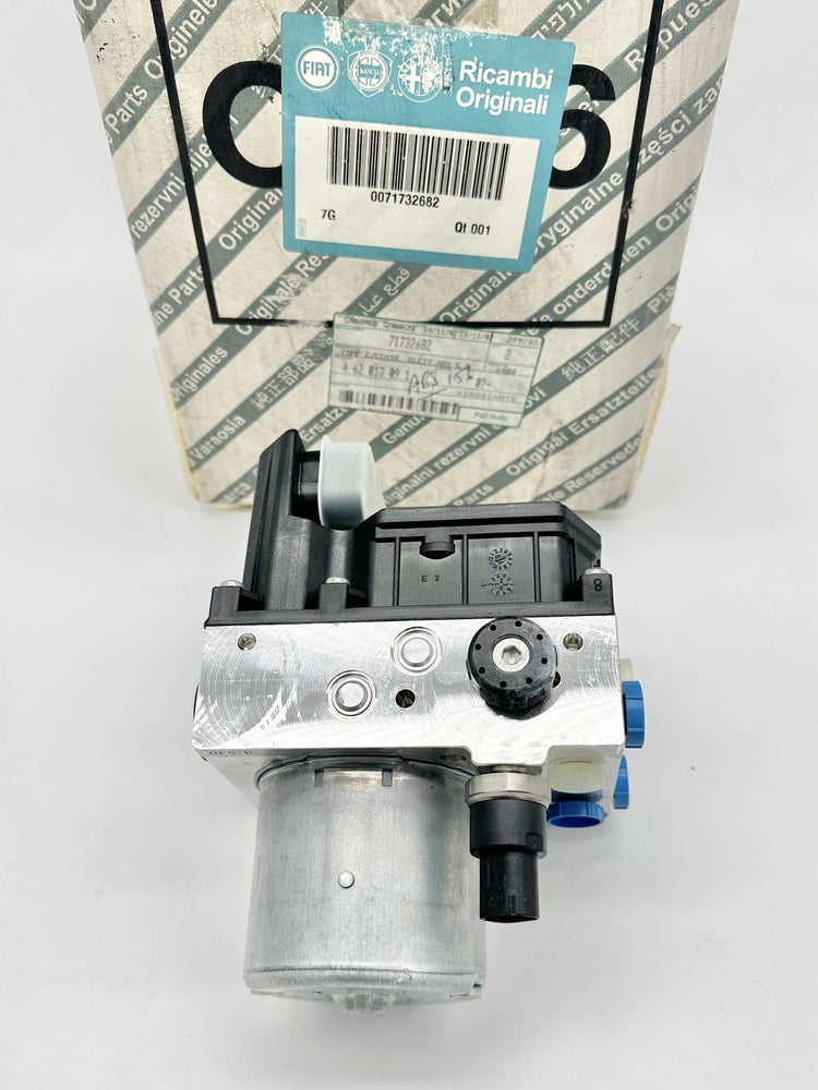 Genuine Alfa Romeo 156 (2001 - 2005) 2.5 V6 ABS Pump 71732682 | Brand New