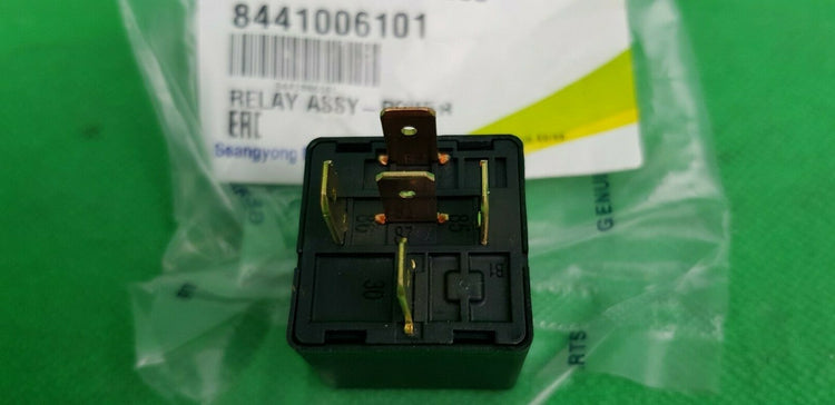 SSANGYONG ACTYON SUV 100 SERIES 2.3L PETROL & 2.0L TURBO DIESEL POWER RELAY ASSY