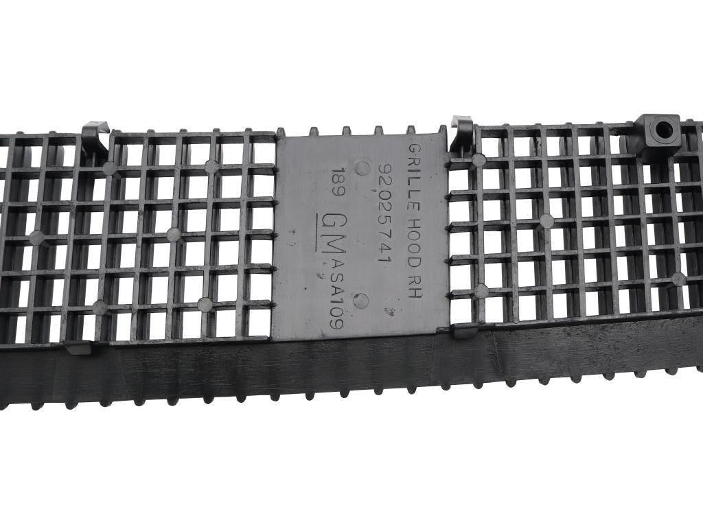 Bonnet Air Vent Grille Inserts for Holden Commodore VL