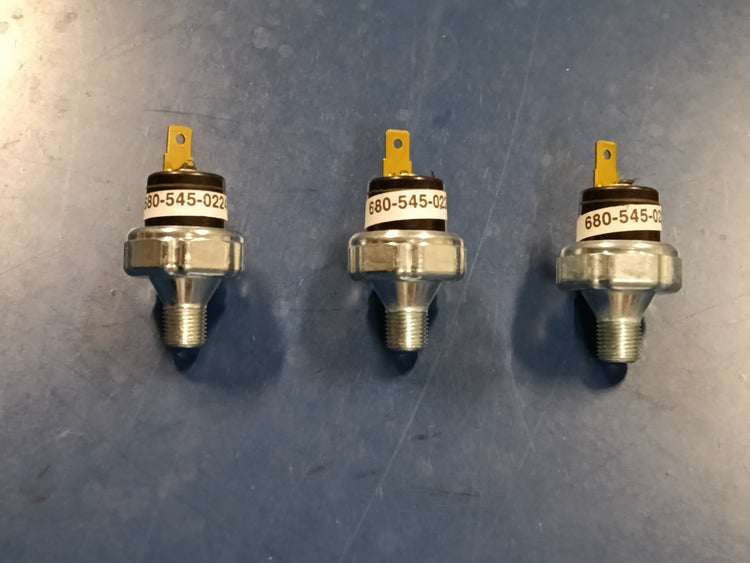 Freightliner A6805450224 Switch Low Pressure Air Normally Closed 64-76 1/8 Mpt
