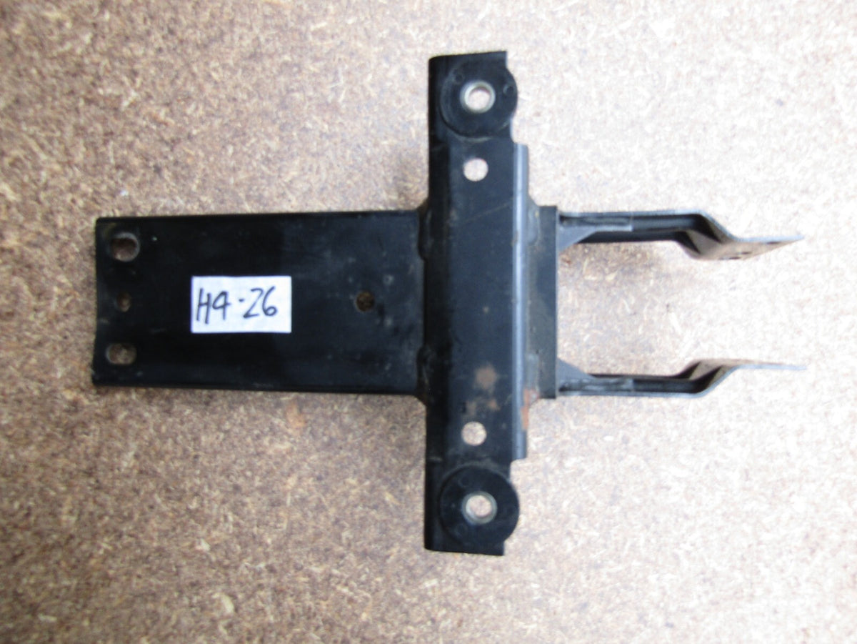 BMW E24 6 Series 82-88 steering column mounting bracket - used in VGC