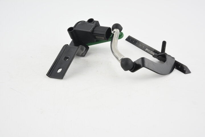 Level Sensor, Front Left Fits Skoda 5Q0412521C