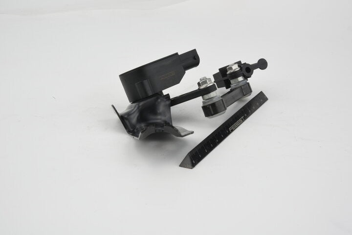Level Sensor, Front Right Fits Porsche 7L0616214C 95534107621