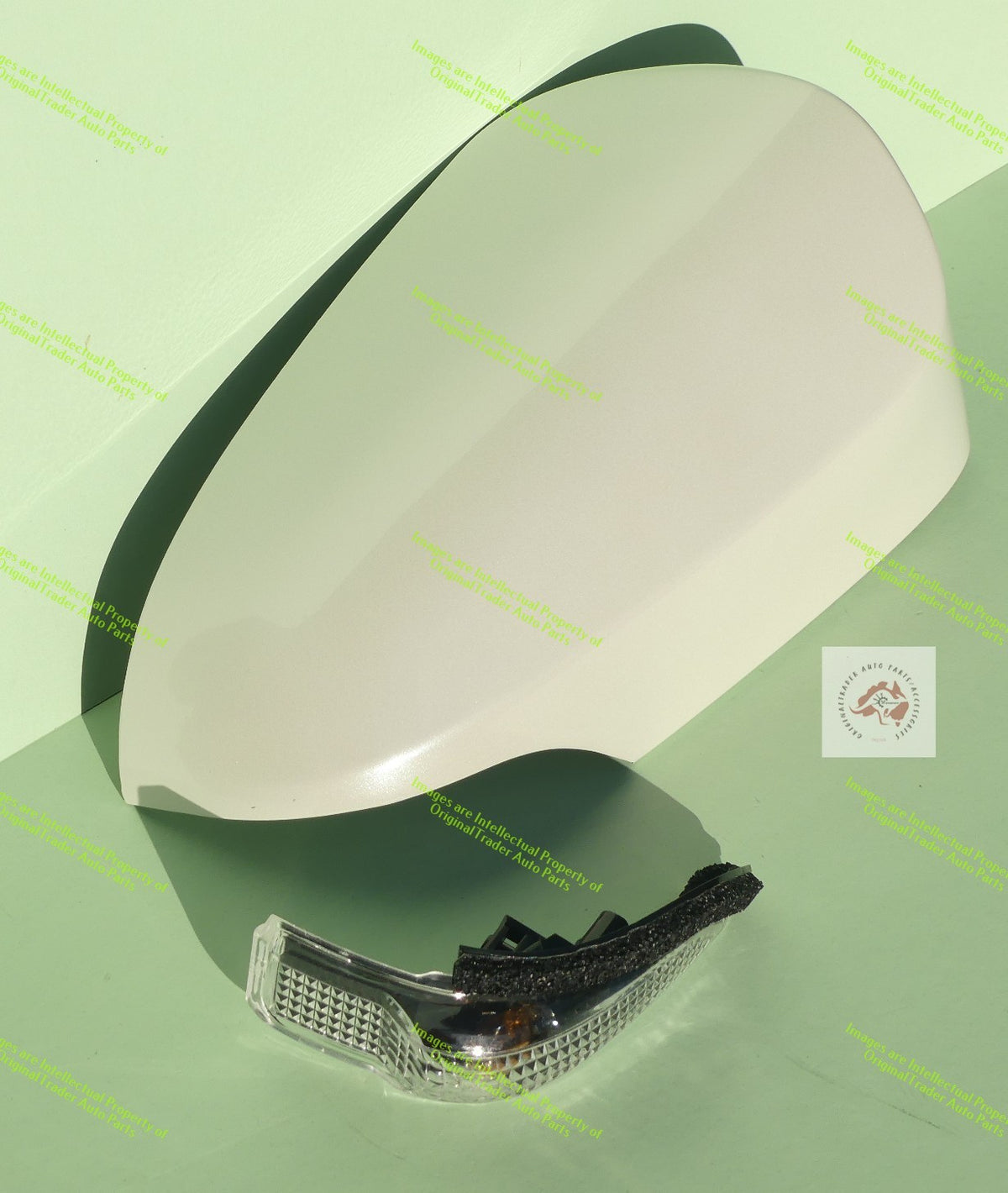 Right Side Mirror Case Cap Cover for Toyota Corolla E180 Crystal Pearl White 070