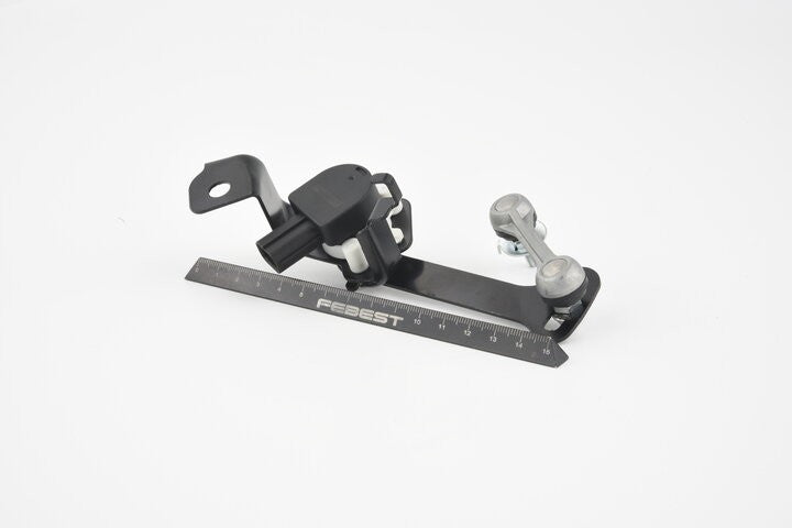 Level Sensor, Front Right Fits Lexus 89405-60020