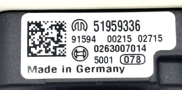 Genuine Jeep Renegade (2014 - 2018) Tailgate Rear View Parking Camera 51959336