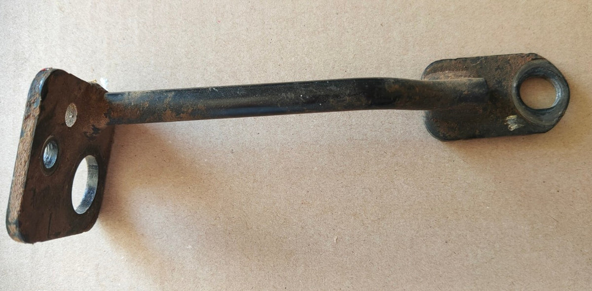 Bracket AWD Ford Territory 6cy  SX SY TS TX  Ghia near Right Side Powersteering