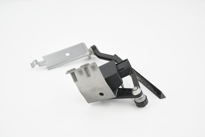 Level Sensor, Front Right Fits Volvo 1682745 31288272