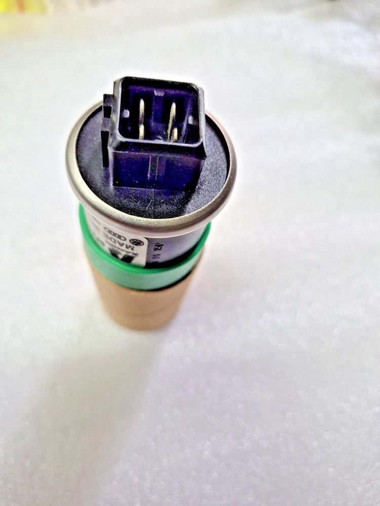VW Air Condition High/Low Pressure Switch BEETLE,PASSAT,GOLF,EUROVAN, AUDI A3,TT