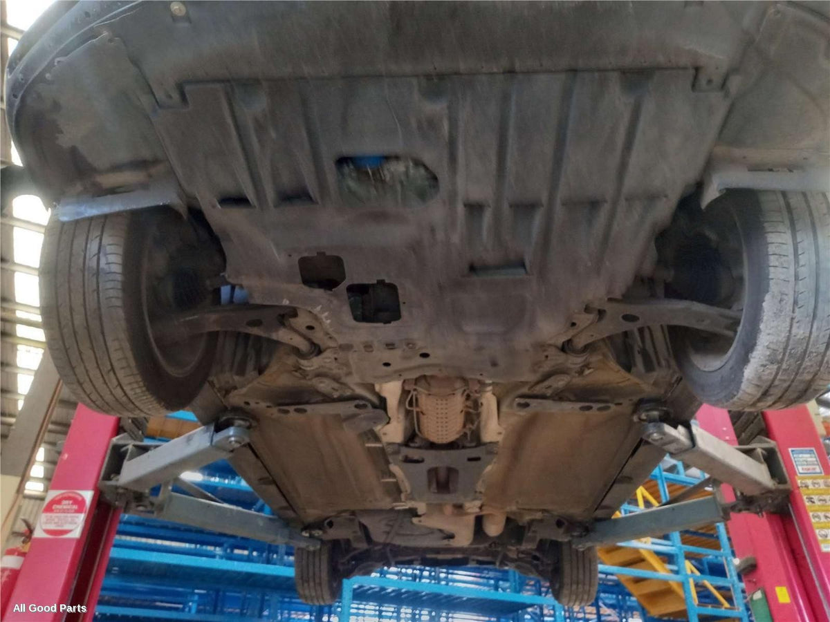 2010, MAZDA, 3, Left Front Hub Assembly, BL, 04/09-10/13