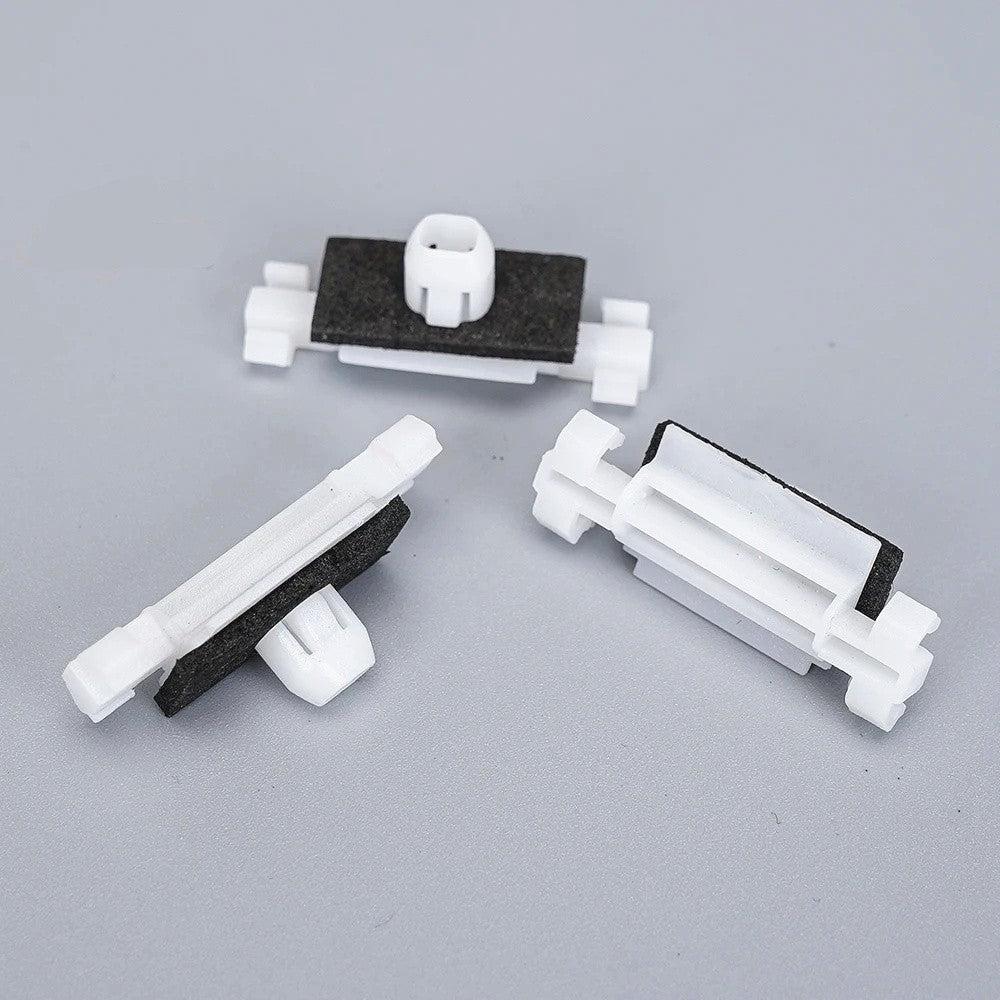 50Pcs Drip Rail Molding Retainer Clips  For Holden Commodore VE 92207444