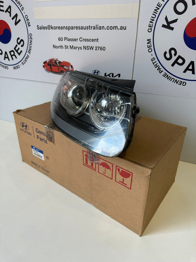 AMP ASSY-HEAD,RH SANTE FE 921022B060