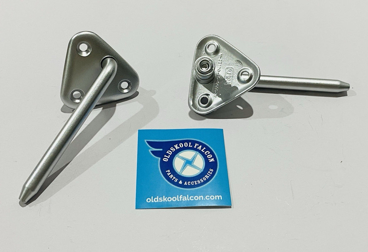 FORD XY GT SUNVISOR PIVOTS SILVER BRACKETS  FALCON REPRO 351 V8 XR XT XW GS NEW