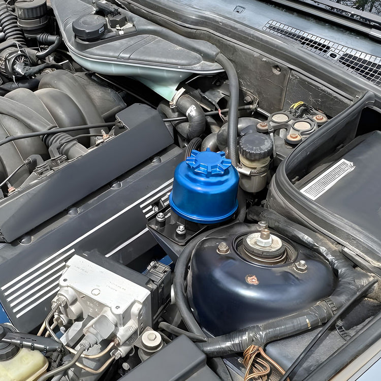 Power Steering Reservoir Kit For BMW E39 520i 523i 525i 528i 530i X5 32416851217