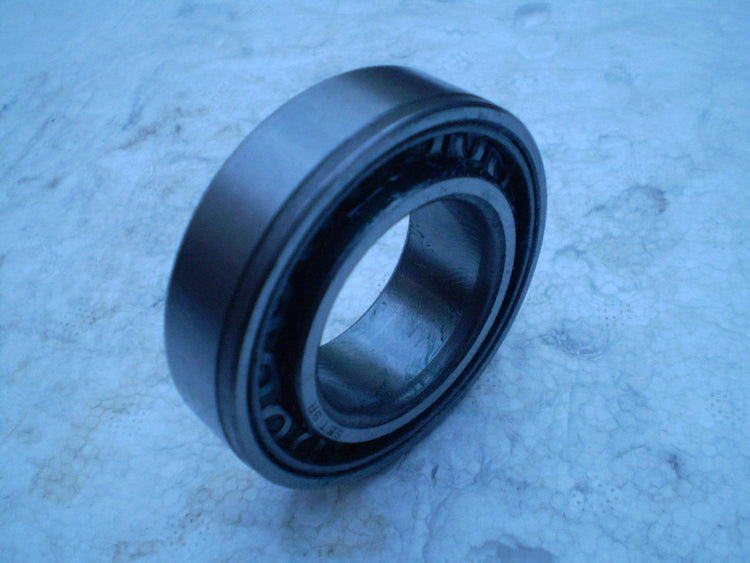 B/W Rear Wheel Bearing Kit for Holden Commodore Ute VR VS V6 & V8 1993-1997 x1
