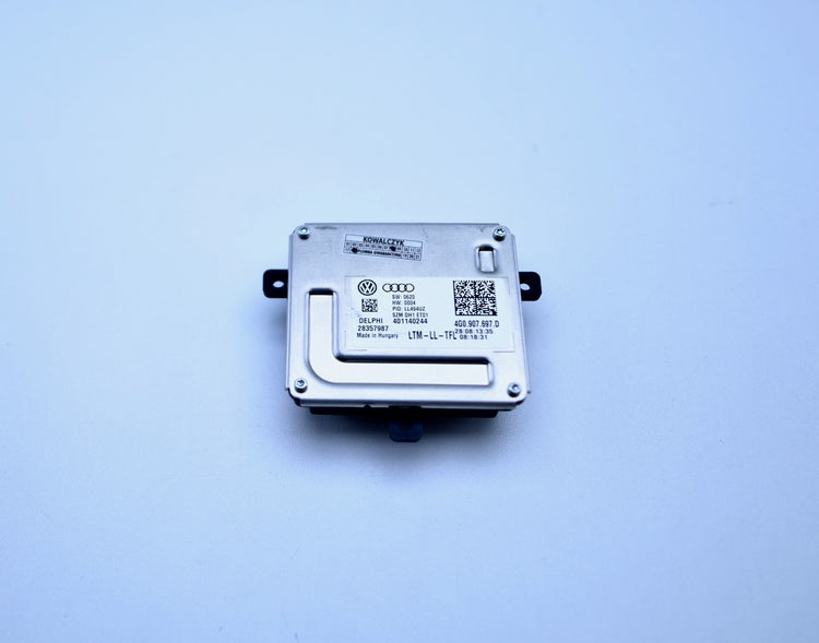 Audi A4 A5 A6 A8 Q3 Q5 TT RS4 RS5 RS6 DRL Light Module OEM 4G0907697D