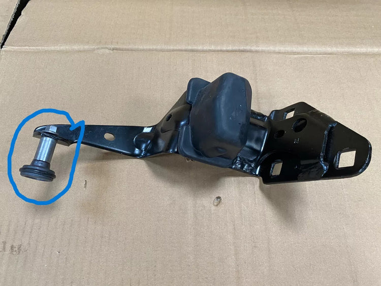 SLIDING DOOR LH BOLT/ROLLER RENAULT MASTER III (2010 ON) 777950673R