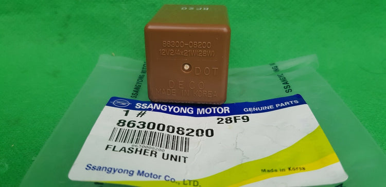 SSANGYONG REXTON SUV 3.2 L PETROL & 2.0 L & 2.7 L TD TURN SIGNAL FLASHER UNIT