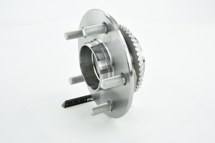 Rear Wheel Hub For INFINITI I30/I35 CA33 Wheel Hubs