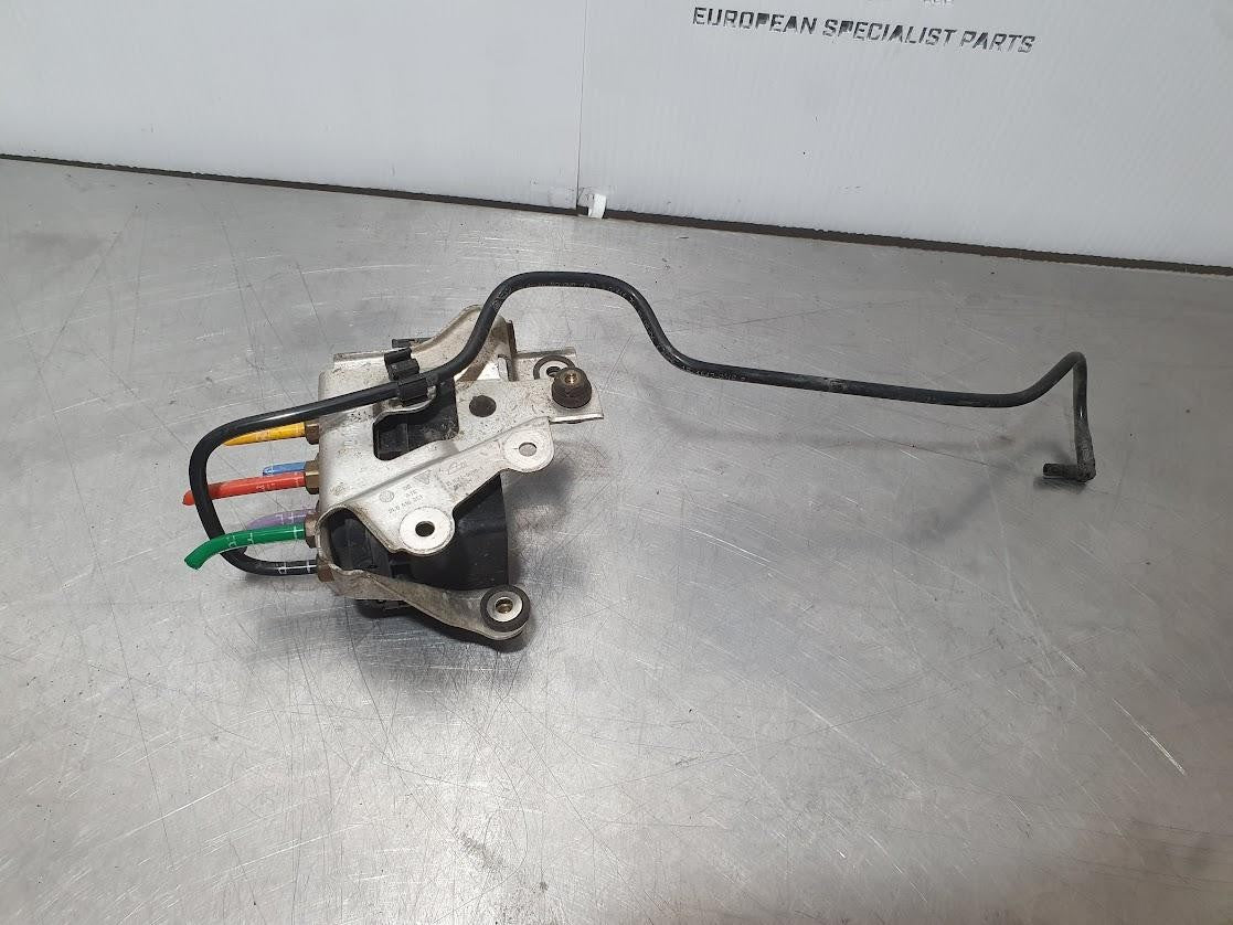 PORSCHE CAYENNE AIR RIDE COMPRESSOR AIR SUSPENSION VALVE BLOCK, 9PA, 06/03-06/10