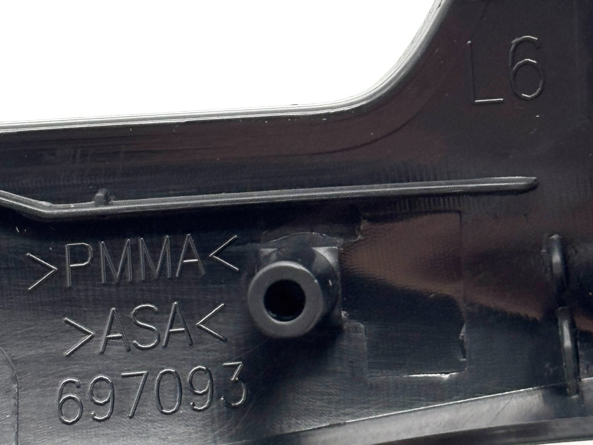 Genuine BMW X3 X4 X5 X6 X7 Lower Left Side View Mirror Housing 51167468243 OEM