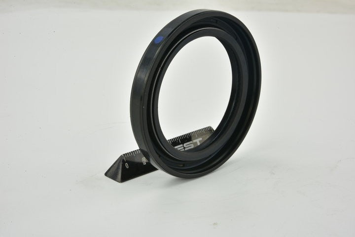 Oil Seal Transaxle Case 44.2X63.45X7.8X8.3 Fits Nissan 31375-4AX00 31375-4AX02