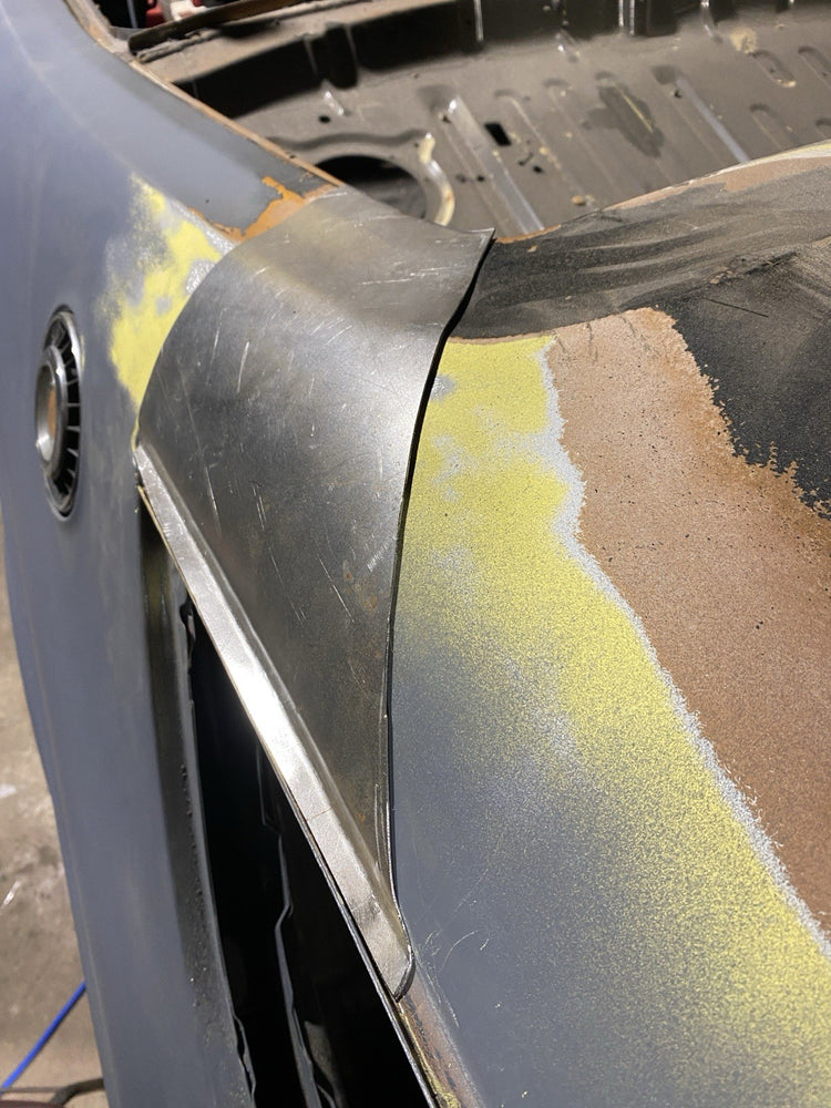 Mazda RX4 Coupe 929 Rear Window / Roof Rust Repair Section.