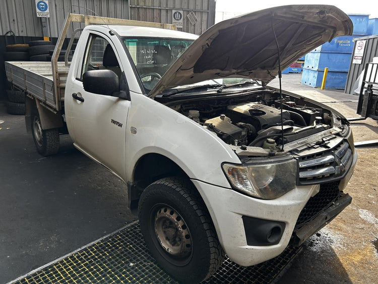 Mitsubishi Triton Steering Column MN 08/2009