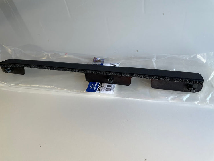 GENUINE BRAND NEW RAIL ASSY-SUNROOF GUIDE, RH SUIT HYUNDAI SANTA FE CM 2009-2012